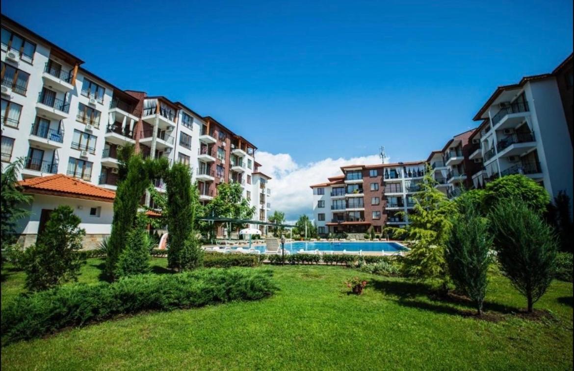Private Apartments In Apolon Равда Экстерьер фото
