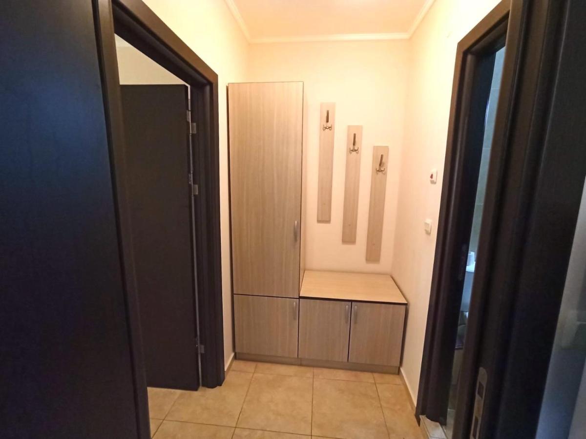 Private Apartments In Apolon Равда Экстерьер фото