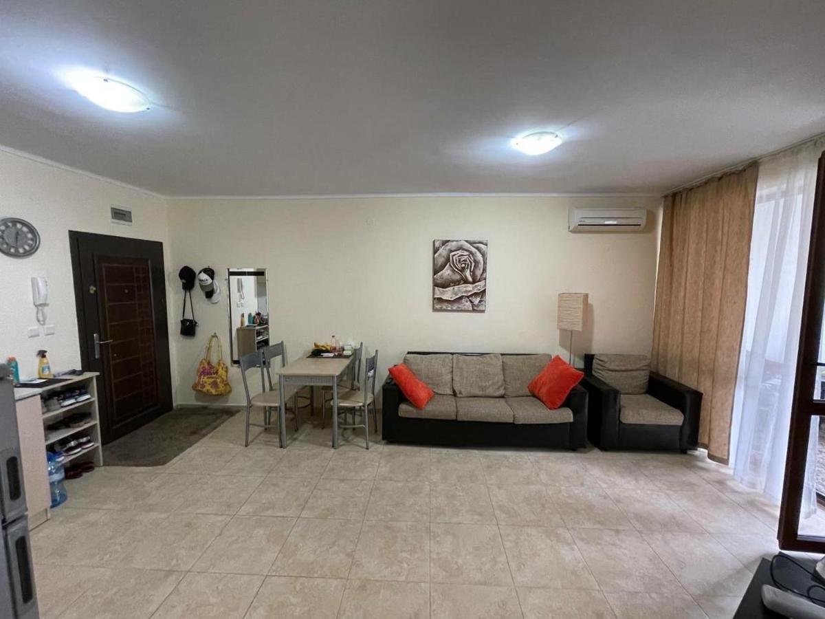 Private Apartments In Apolon Равда Экстерьер фото