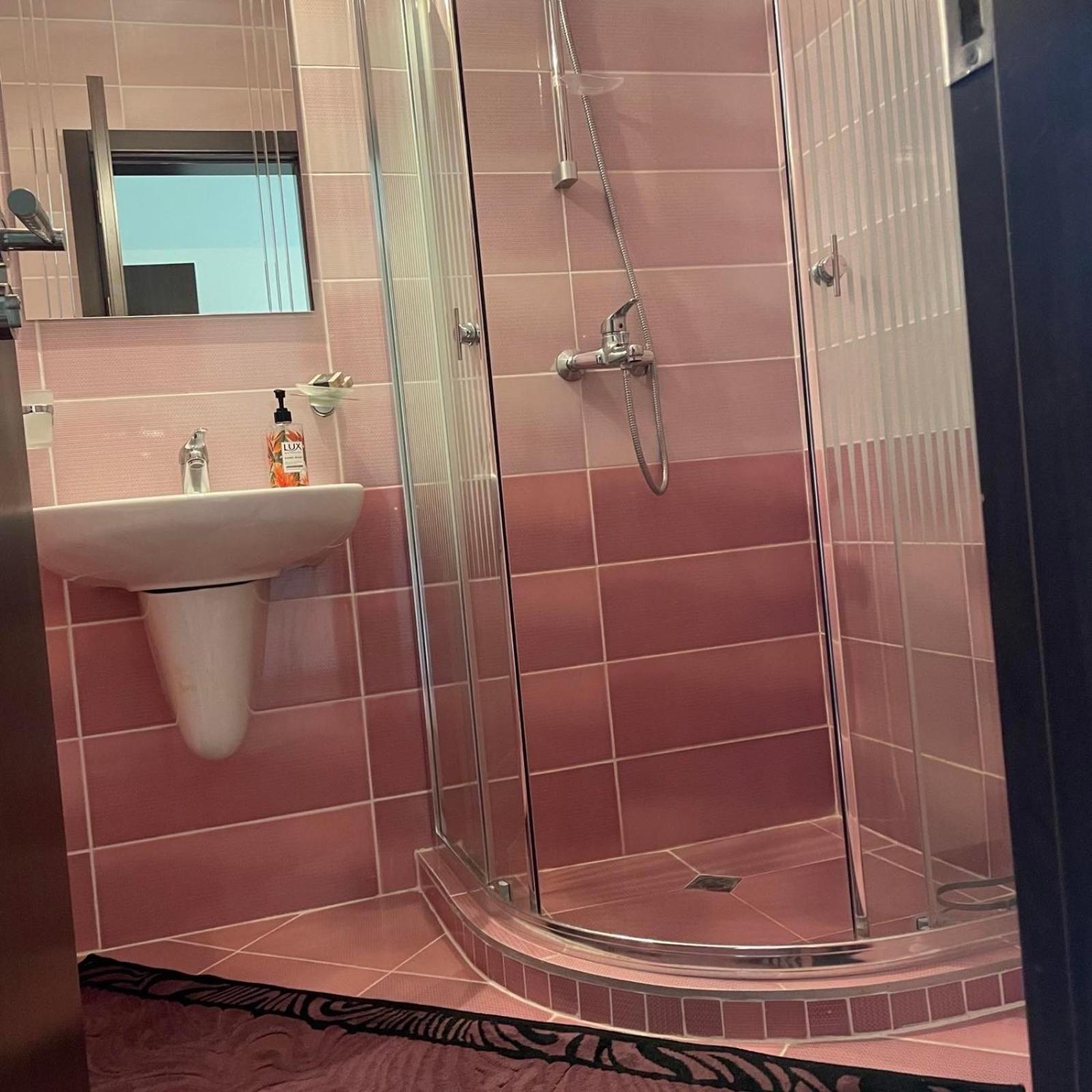 Private Apartments In Apolon Равда Экстерьер фото