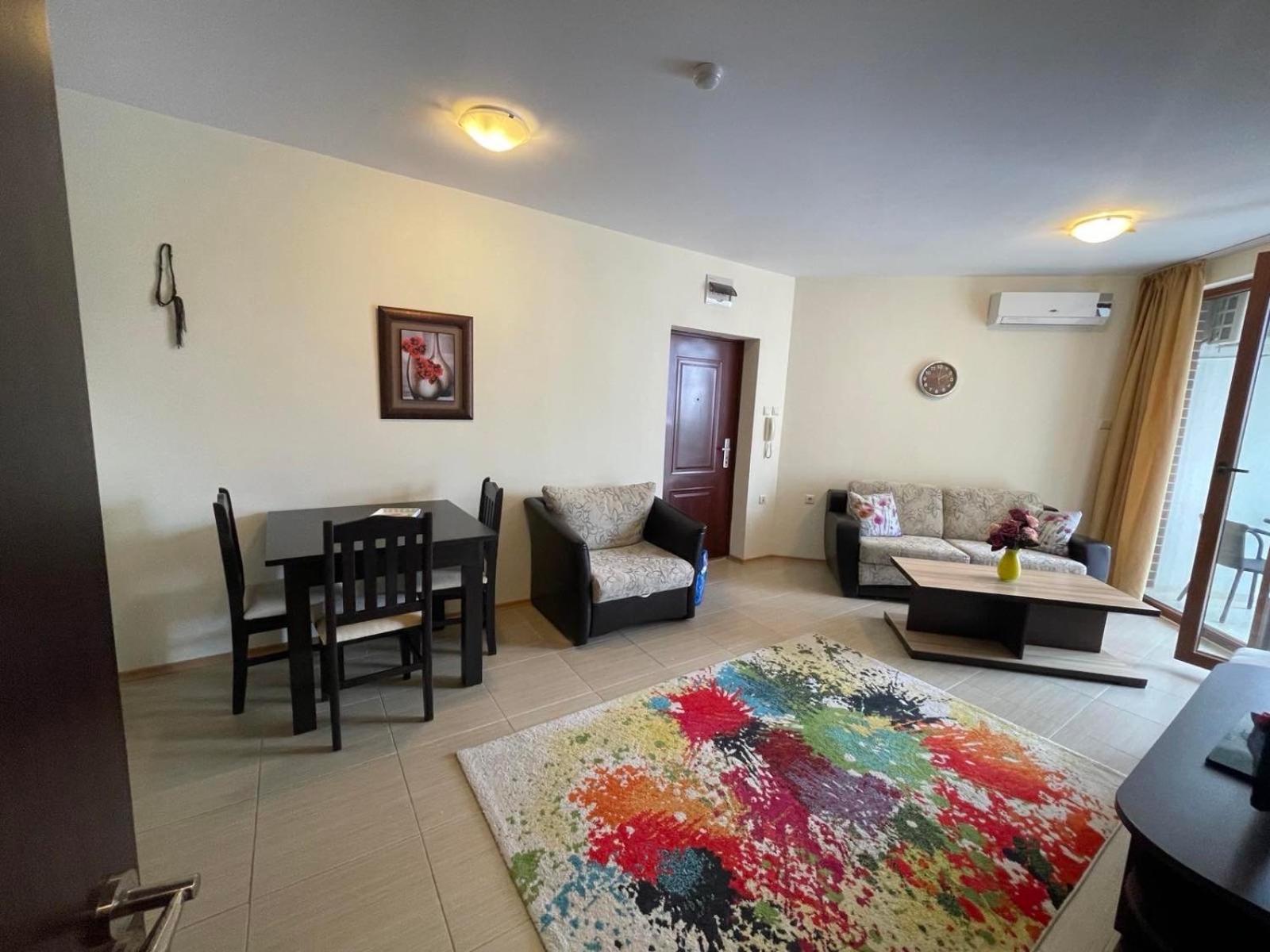 Private Apartments In Apolon Равда Экстерьер фото