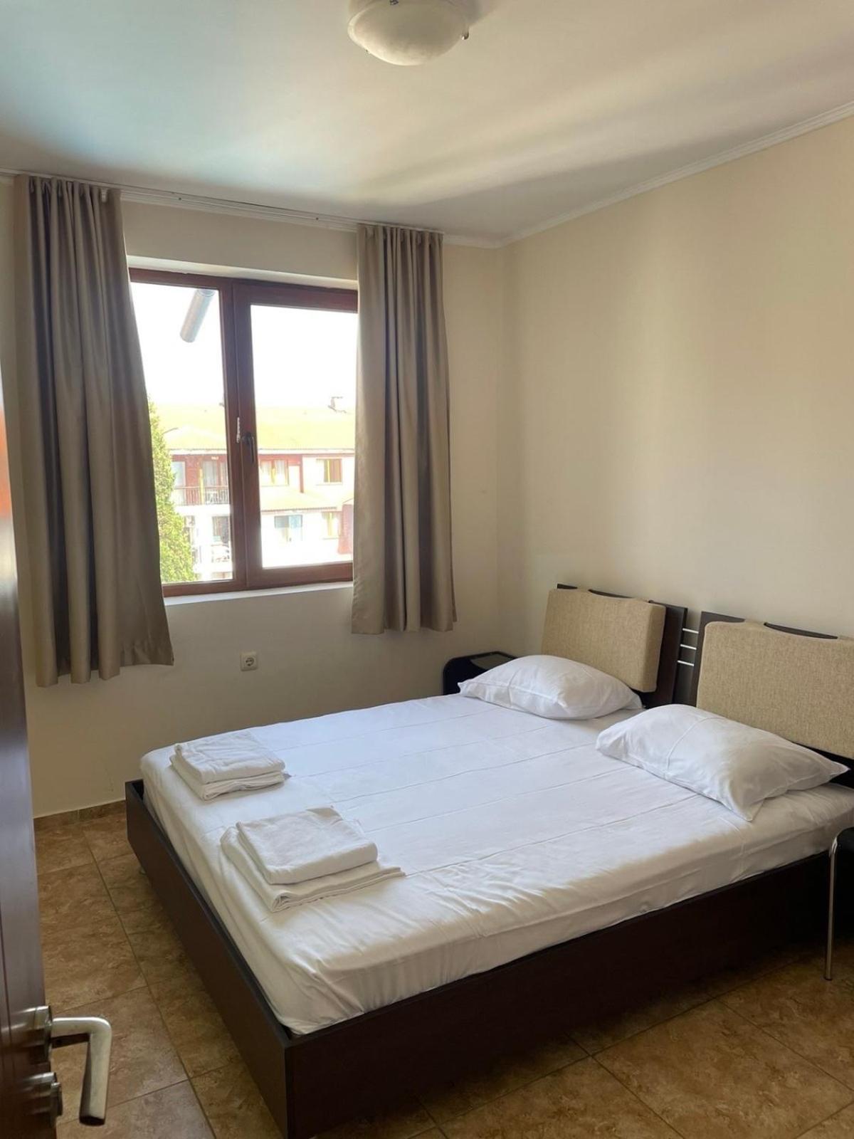 Private Apartments In Apolon Равда Экстерьер фото