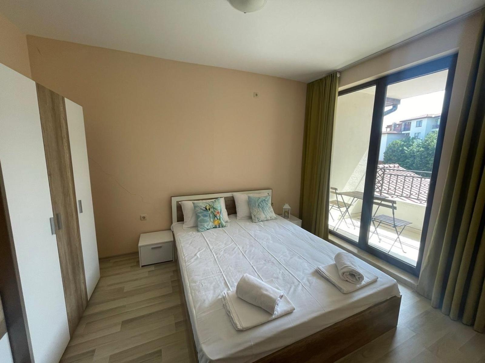 Private Apartments In Apolon Равда Экстерьер фото