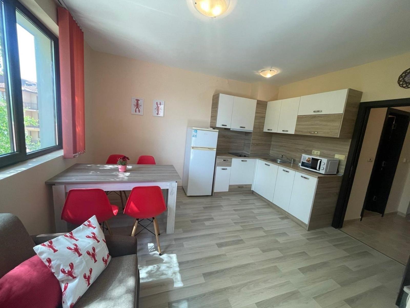 Private Apartments In Apolon Равда Экстерьер фото