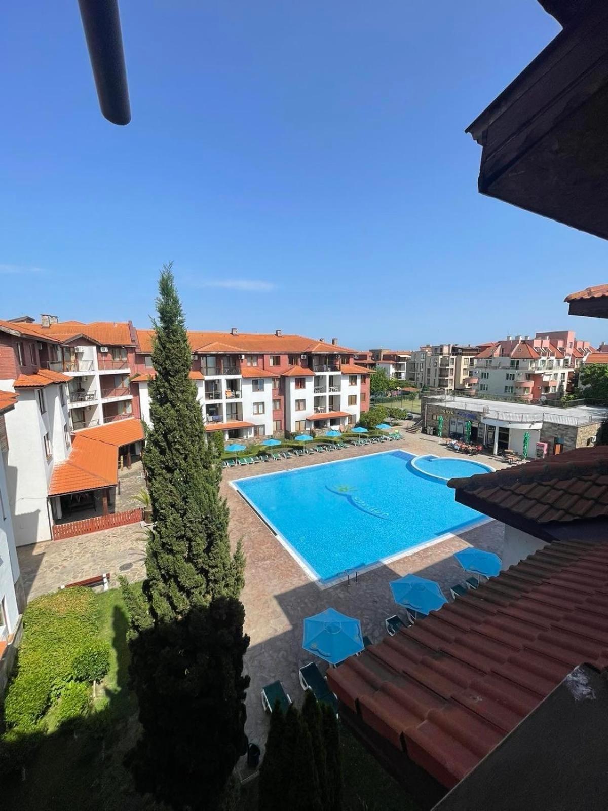 Private Apartments In Apolon Равда Экстерьер фото