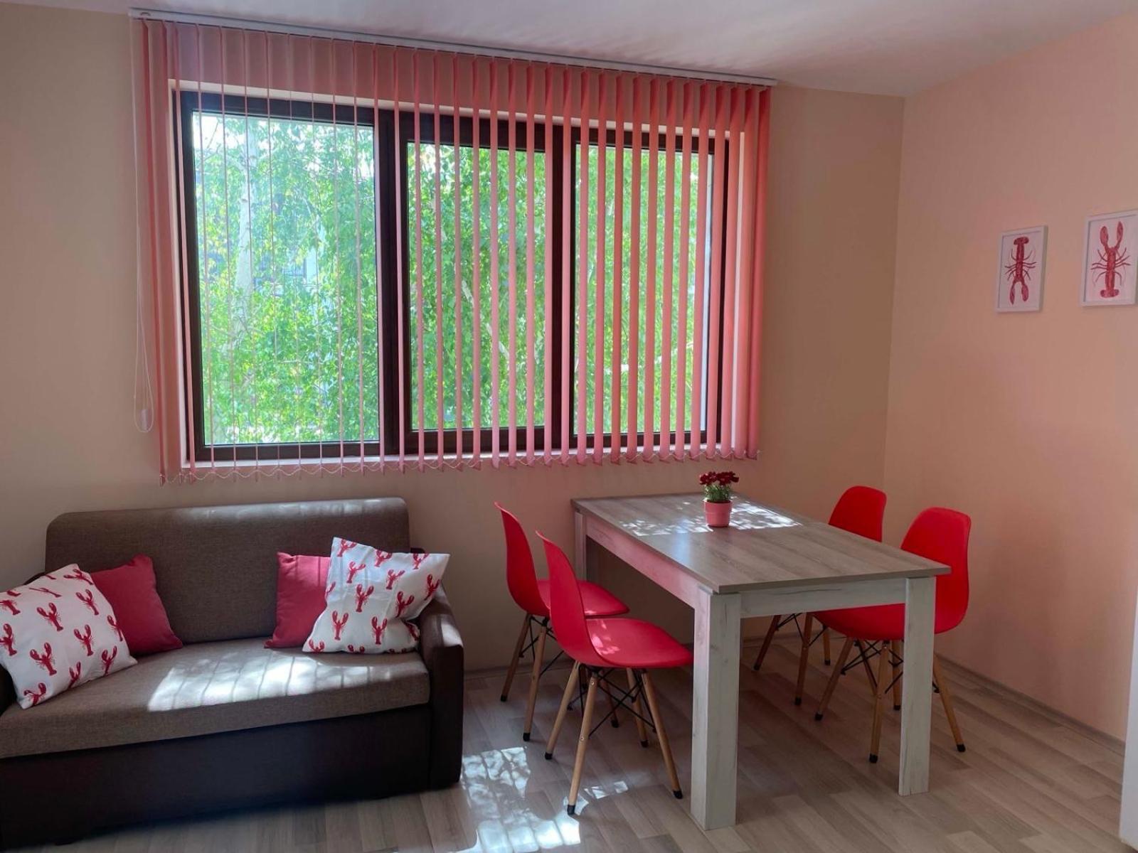 Private Apartments In Apolon Равда Экстерьер фото