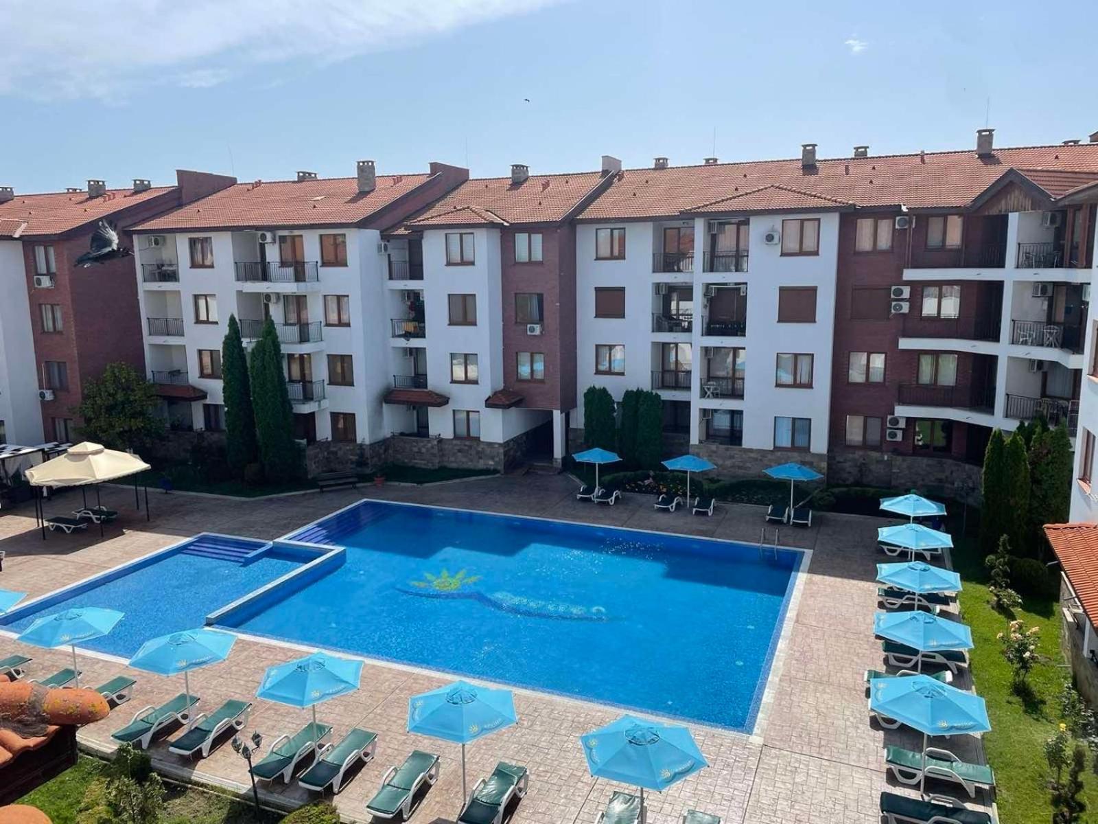 Private Apartments In Apolon Равда Экстерьер фото