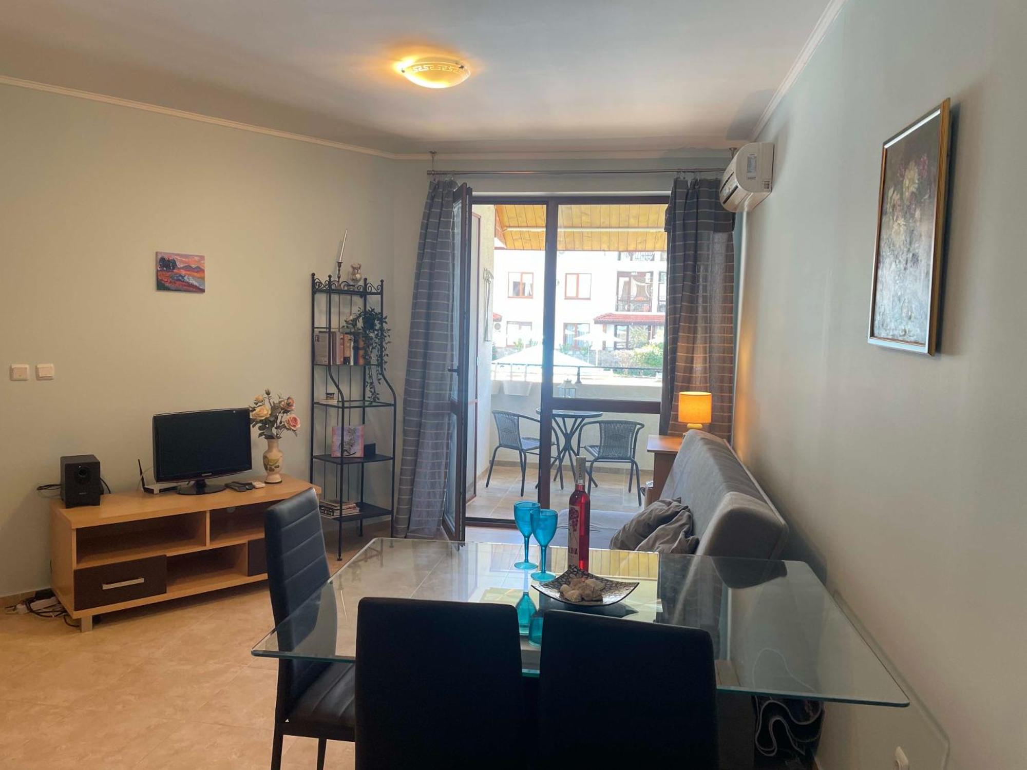 Private Apartments In Apolon Равда Экстерьер фото